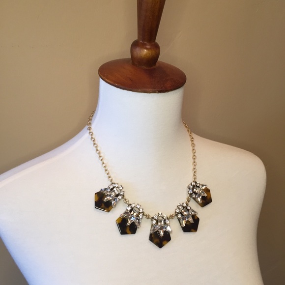 ✨HP✨ J. Crew tortoiseshell & crystal necklace - Picture 8 of 8